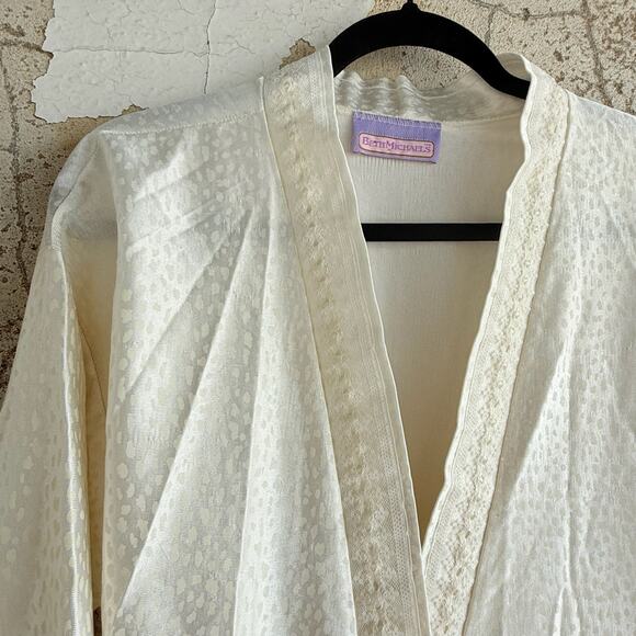 Ivory Jacquard Leopard Satin Duster Robe Lace Trim Long Kimono Style Vintage - Picture 3 of 8